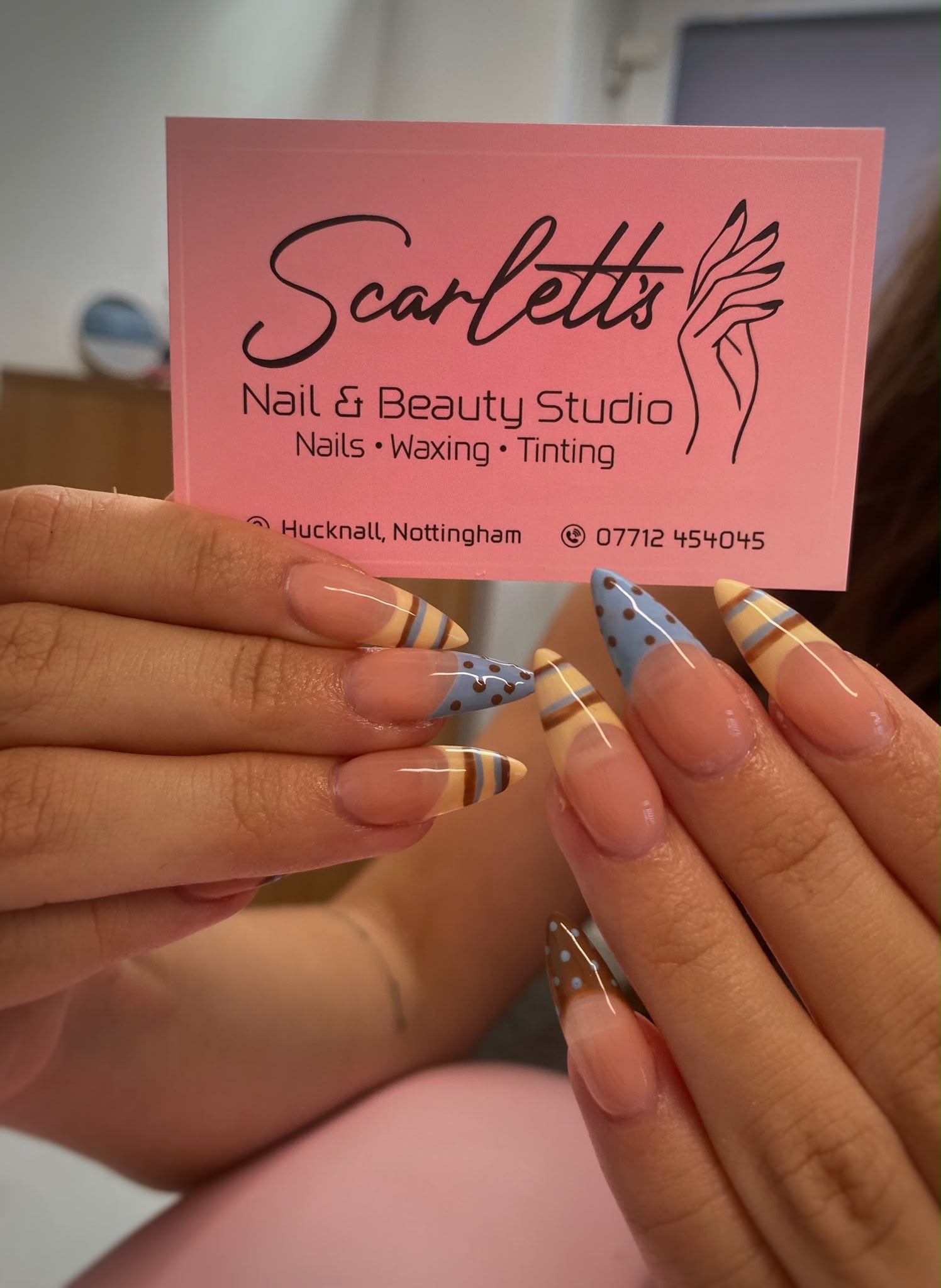 Scarlett's Nail & Beauty Studio