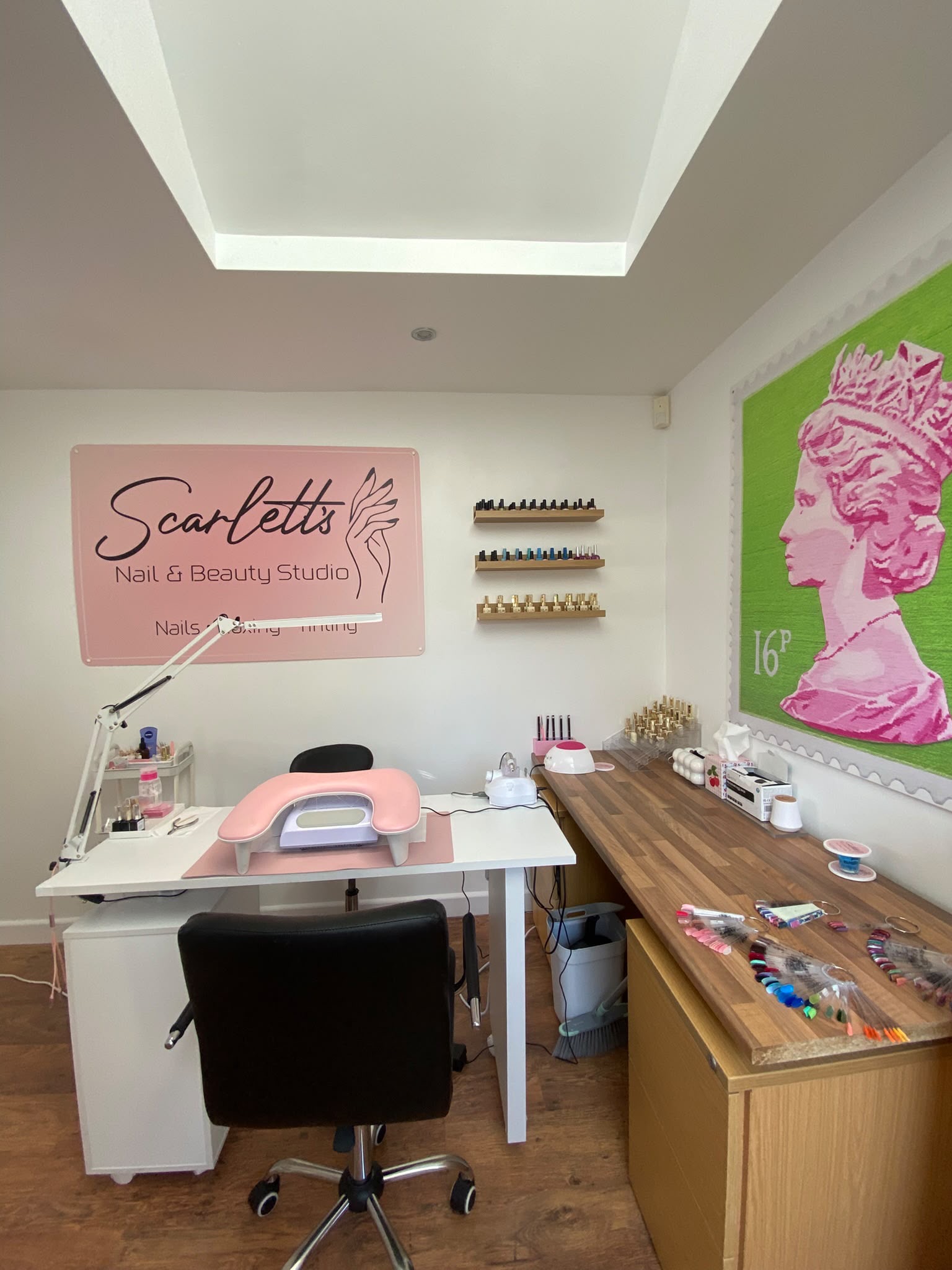 Inside Scarlett's private beauty studio